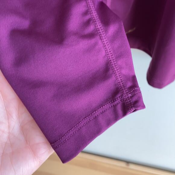 Nike Pro Vneck Fitted Workout Shirt Purple M - Picture 7 of 10